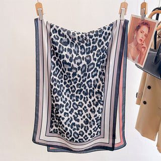 Double-sided Two-color Classic Leopard Print Women's Viscose Scarf