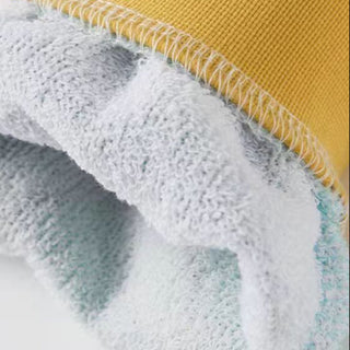 Cute Cartoon Gloves Style Rubbing Bath Towel for Children
