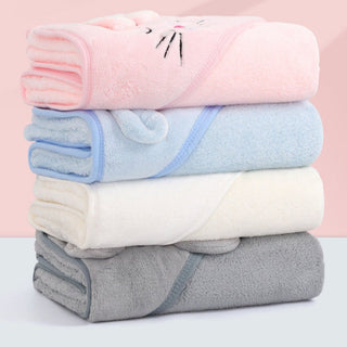 Soft and Comfy Baby Hug Quilt Wrap Swaddling Bath Towel