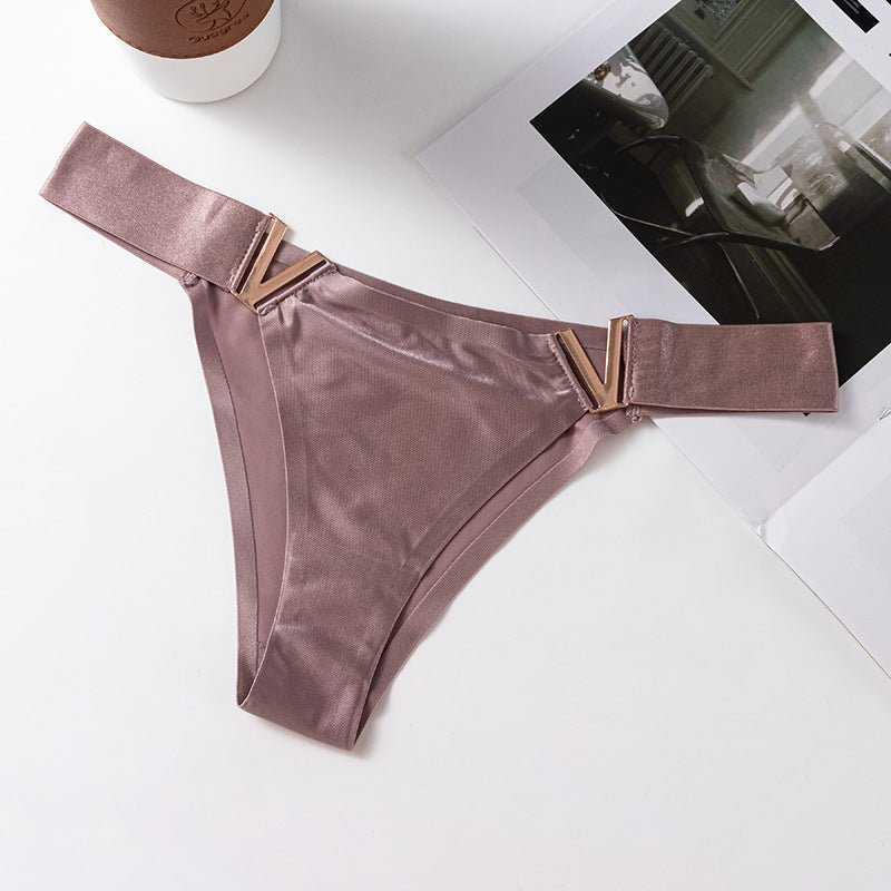 European Style Seamless Ice Silk Women's V-shaped Waist Breathable Panties.